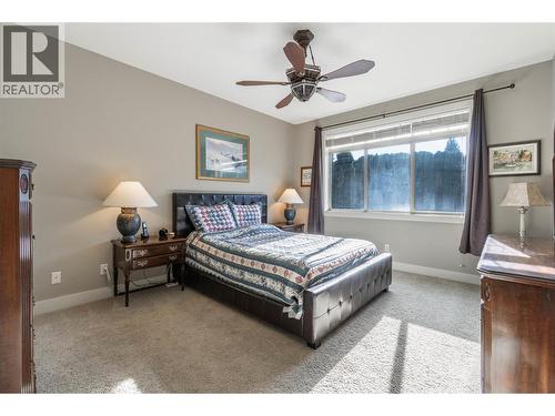 6833 Meadows Drive Unit# 28, Oliver, BC - Indoor Photo Showing Bedroom