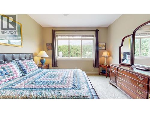 6833 Meadows Drive Unit# 28, Oliver, BC - Indoor Photo Showing Bedroom