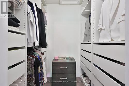 1131 Carol Street, Burlington, ON - Indoor With Storage