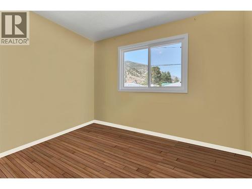 531 3Rd Avenue, Keremeos, BC - Indoor Photo Showing Other Room