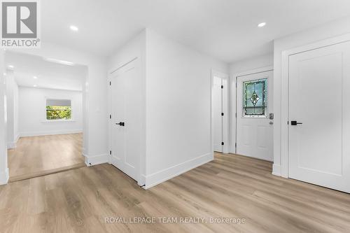 5 Gilchrist Avenue, Ottawa, ON - Indoor Photo Showing Other Room