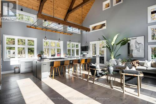 Natural sun light in every room - 589108 Grey Road 19, Blue Mountains, ON - Indoor