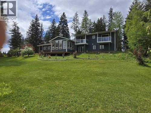 2211 E SALES ROAD  Quesnel, BC V2J 6K4
