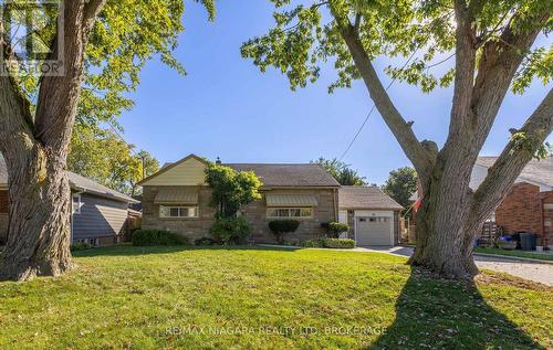 68 CONNAUGHT AVENUE  Welland (Prince Charles), ON L3C 1G5