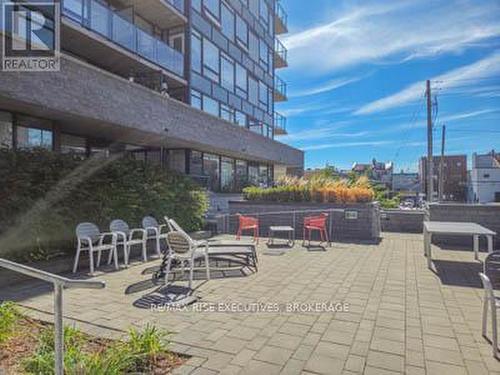 601 - 121 Queen Street, Kingston (East Of Sir John A. Blvd), ON - Outdoor