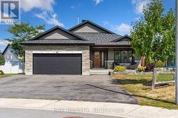 86 HORTON STREET  Mississippi Mills, ON K0A 1A0