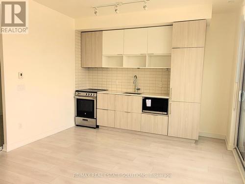 1214 - 60 Tannery Road, Toronto, ON - Indoor Photo Showing Kitchen