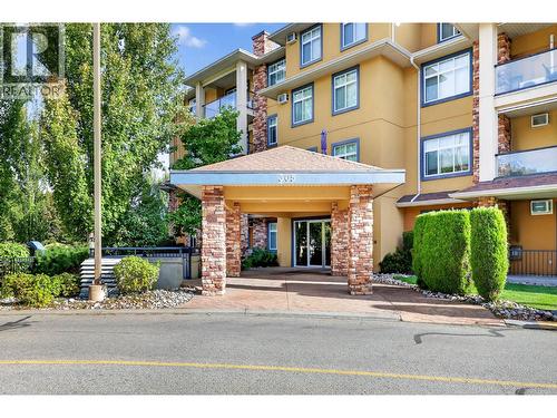305 Whitman Road Unit# 102, Kelowna, BC - Outdoor