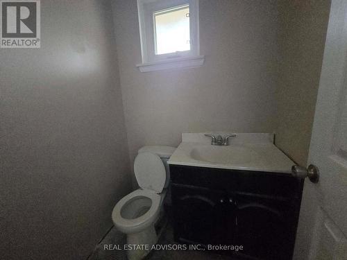 238 Braymore Boulevard, Toronto, ON - Indoor Photo Showing Bathroom
