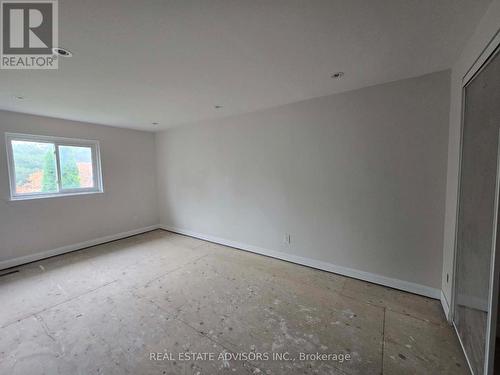 238 Braymore Boulevard, Toronto, ON - Indoor Photo Showing Other Room
