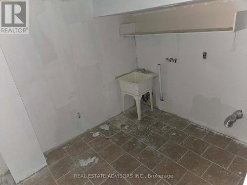 238 Braymore Boulevard, Toronto, ON - Indoor