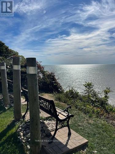 16 Charles Court, Bayham (Port Burwell), ON 