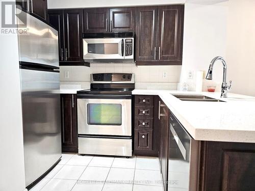 606 - 219 Fort York Boulevard, Toronto, ON - Indoor Photo Showing Kitchen With Double Sink