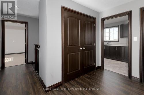 3321 Perth Road 140, Perth South (Downie), ON - Indoor Photo Showing Other Room