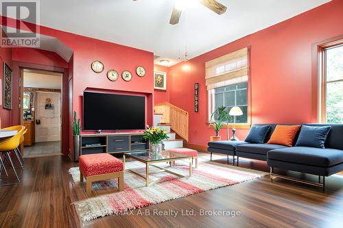 48 Franklin Drive, Stratford, ON - Indoor Photo Showing Living Room