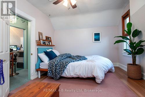 48 Franklin Drive, Stratford, ON - Indoor Photo Showing Bedroom