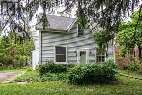 48 Franklin Drive, Stratford, ON - Outdoor