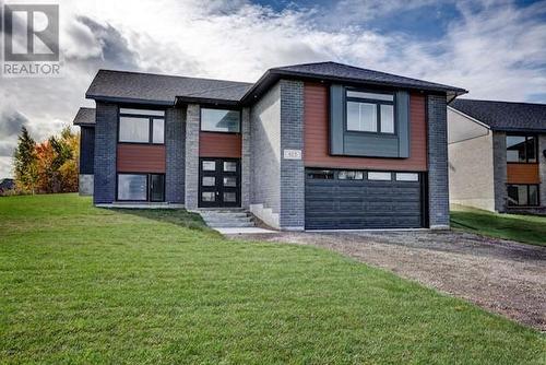 825 Moonrock Avenue  Sudbury, ON P3E 5Z5