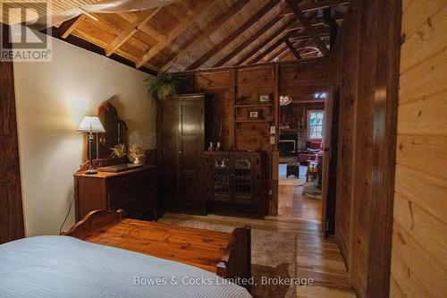 408 Couchs Road, North Kawartha, ON - Indoor Photo Showing Other Room