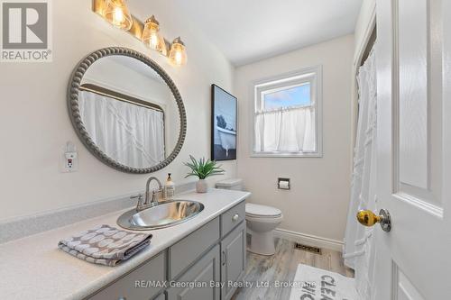 51 Payette Drive, Penetanguishene, ON - Indoor Photo Showing Bathroom