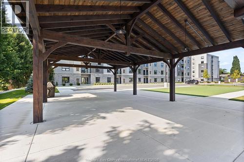 190 Main Street East Unit# 305, Kingsville, ON - Outdoor
