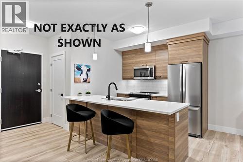 190 Main Street East Unit# 305, Kingsville, ON - Indoor Photo Showing Kitchen With Upgraded Kitchen