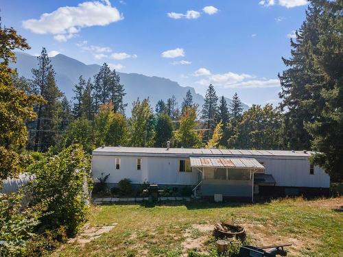 3920 3 Highway, Erickson, BC 