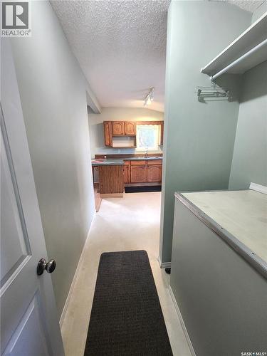 1233 2Nd Street, Estevan, SK - Indoor