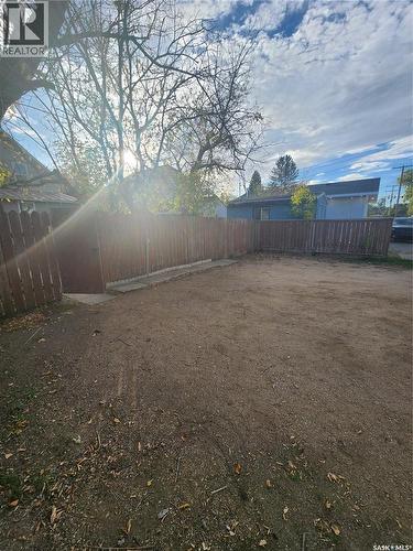 1233 2Nd Street, Estevan, SK - Outdoor