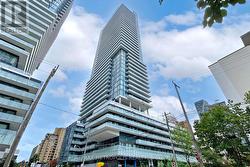 1805 - 161 ROEHAMPTON AVENUE  Toronto, ON M4P 0C8