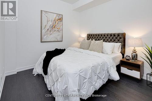 1810 - 2020 Bathurst Street, Toronto, ON - Indoor Photo Showing Bedroom