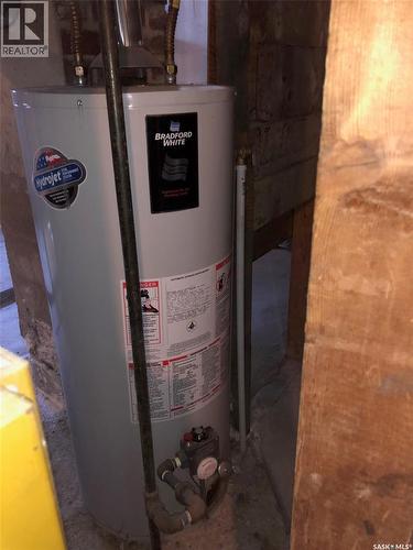 306 Cotter Street, Kamsack, SK - Indoor Photo Showing Basement