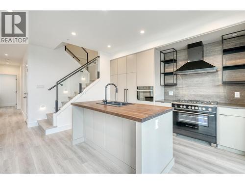 3160 Landry Crescent, Summerland, BC - Indoor Photo Showing Kitchen With Double Sink With Upgraded Kitchen