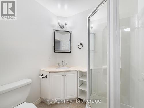 253 Margaret Drive, Oakville (Co Central), ON - Indoor Photo Showing Bathroom