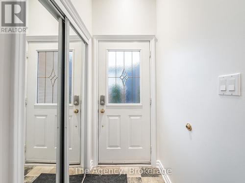 253 Margaret Drive, Oakville (Co Central), ON - Indoor Photo Showing Other Room