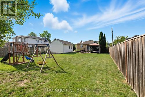 253 Margaret Drive, Oakville (Co Central), ON - Outdoor With Backyard