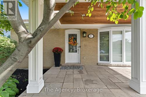 253 Margaret Drive, Oakville (Co Central), ON -  With Exterior