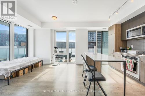 215 - 215 Lakeshore Road W, Mississauga, ON - Indoor