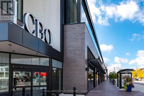 215 - 215 Lakeshore Road W, Mississauga, ON - Outdoor