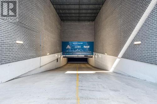 215 - 215 Lakeshore Road W, Mississauga, ON - Indoor Photo Showing Other Room