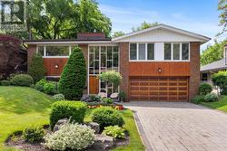 9 AUDUBON COURT  Toronto, ON M2N 1T8