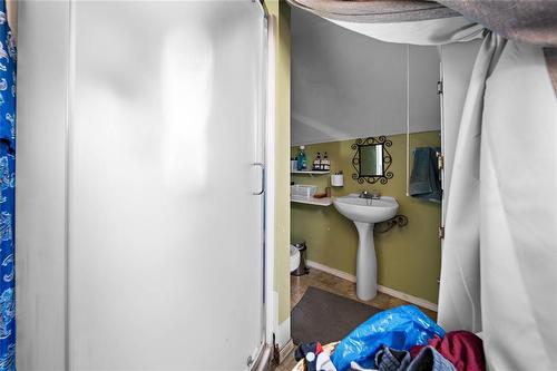 45 Furby Street, Winnipeg, MB - Indoor Photo Showing Other Room