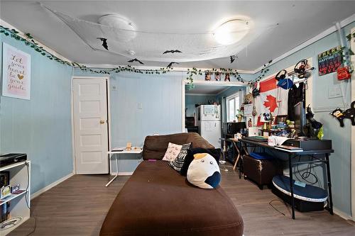 45 Furby Street, Winnipeg, MB - Indoor
