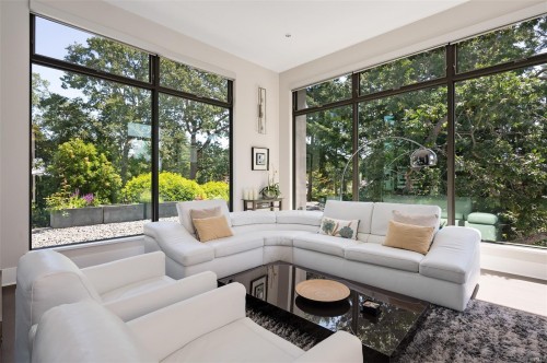 3724 Arbutus Ridge, Saanich, BC 