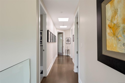 3724 Arbutus Ridge, Saanich, BC 