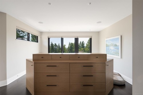 3724 Arbutus Ridge, Saanich, BC 