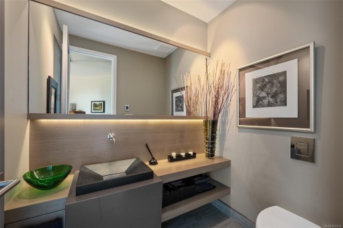 3724 Arbutus Ridge, Saanich, BC 