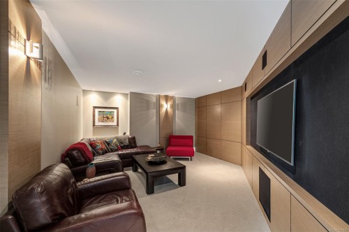 3724 Arbutus Ridge, Saanich, BC 