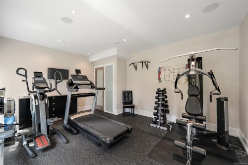 3724 Arbutus Ridge, Saanich, BC 