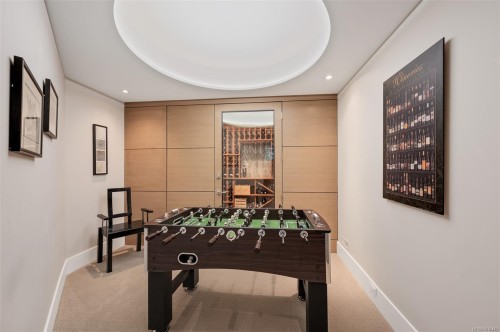 3724 Arbutus Ridge, Saanich, BC 